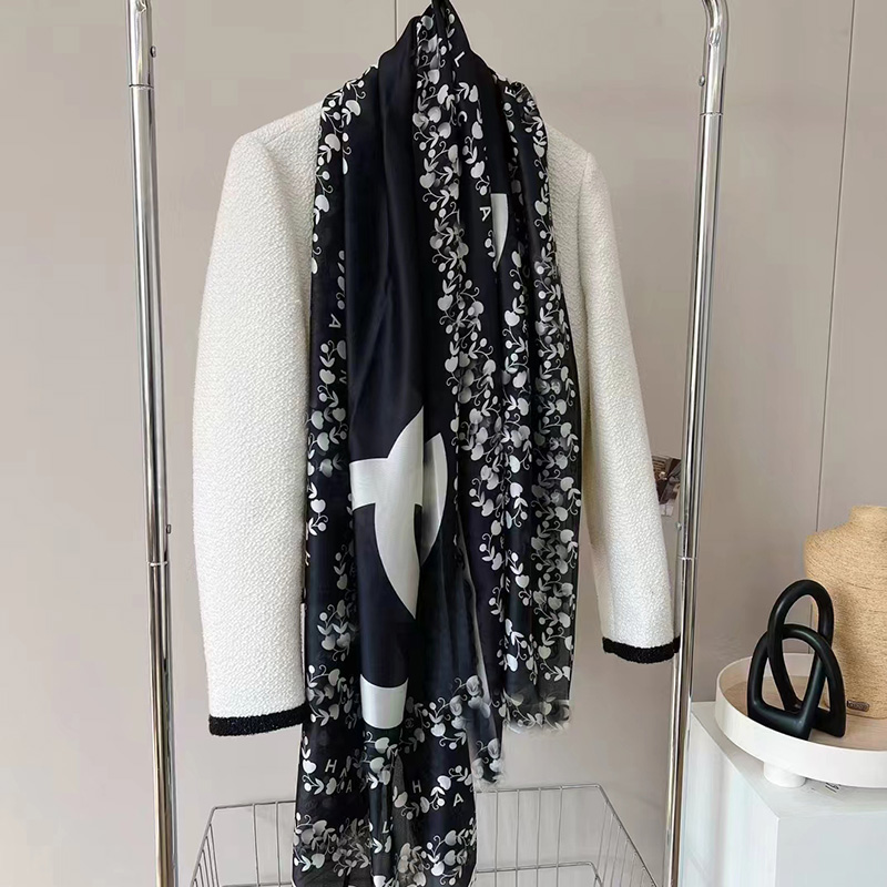 

Silk Scarf Female Printing New Silk Satin Silk Mulberry Silk Sunscreen All-match Long Scarf Beach Shawl