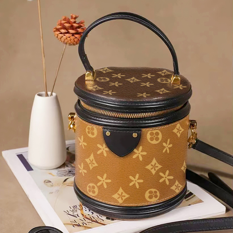 

Fashion Real leather Cannes Wash Evening shoulder bag Women Men Toth Tramp cross-body bag cosmetics loop bag bag Luxury designer Myron purse Camera case card, Mon0gram