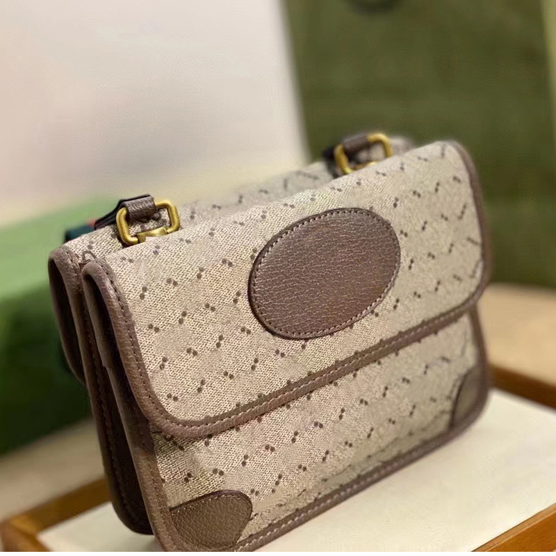 

Luxury brand design single shoulder crossbody bag 2023 fashion double sided cow lot stitching Fanny pack hand carrying buckle bag, #c1 as the picture