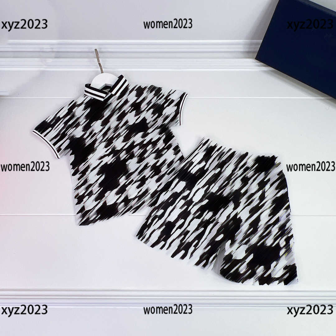 

KIds Dress Child Sets Baby Clothes Summer 2pcs T-shirt And Shorts Excellent breathability products Trend New Listing SIZE -160 CM, Black