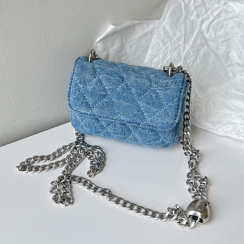 

23P Womens Designer Denim Camellia Vanity Bags Blue Classic Mini Purse With Heart Crush Bead Valentine Collection Silver Metal Hardware Chain Shoulder Handbag 14CM, Box1