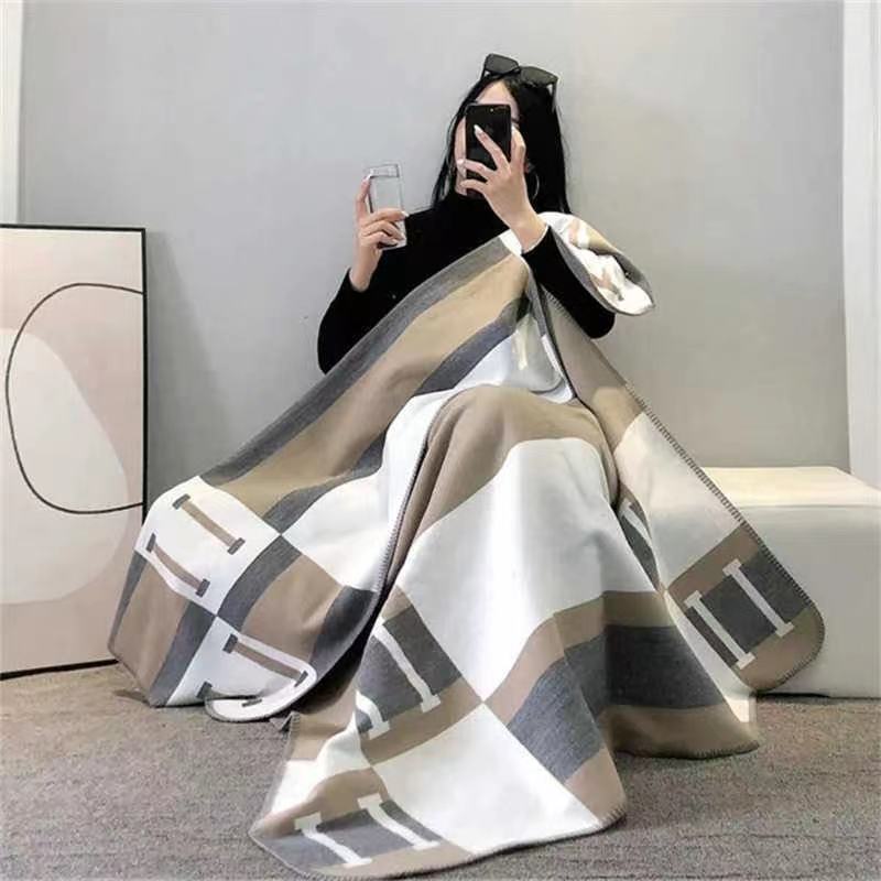 

Designer Cashmere Blankets Luxury Letter Home Travel Throw Summer Air Conditioner Blanket Beach Blanket Towel Womens Soft Shawl