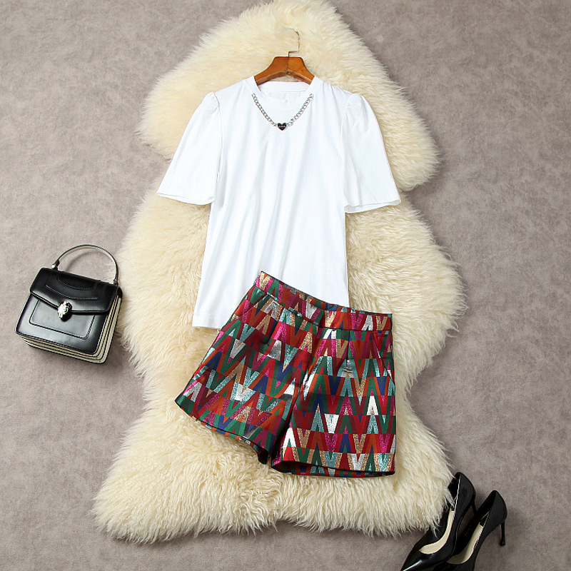

2023 Summer White Two Piece Tracksuits Sets Short Sleeve Round Neck T-Shirt Top & High Waist Print Short Shorts Suits Set L3M222295, Multi