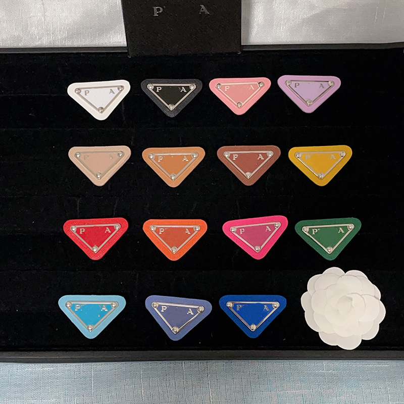 

15 Style French Brooch Fashion Brand Designer Badge Brooches Luxury Jewelry Monogram Brooch Springtime Gift Lapel Pins Wedding Party Clothes Bag ornament