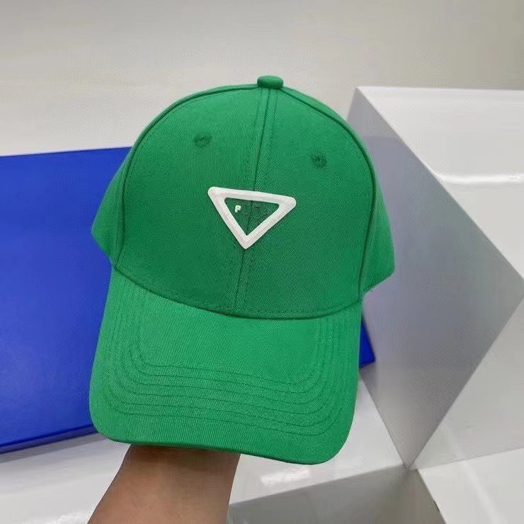 

Designer Baseball cap designers hats luxurys ball cap Letter sports style travel running wear hat temperament versatile caps, White