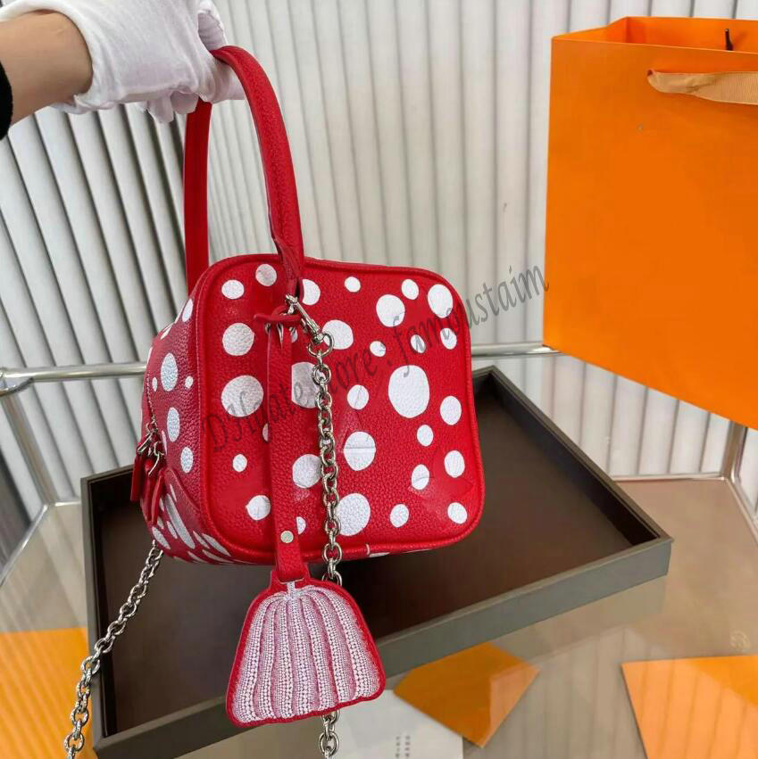 

Designer Woman Shoulder bags handbag Bag women purse cross body flowers and letters classic fashion 002, 02