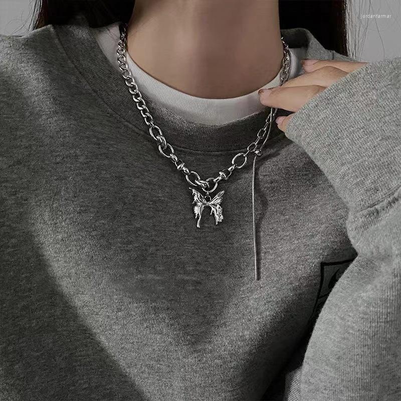 

Pendant Necklaces KPOP Punk Butterfly Grunge Metal Chain Necklace For Women Hip Hop Cool Guy Y2k Jewelry