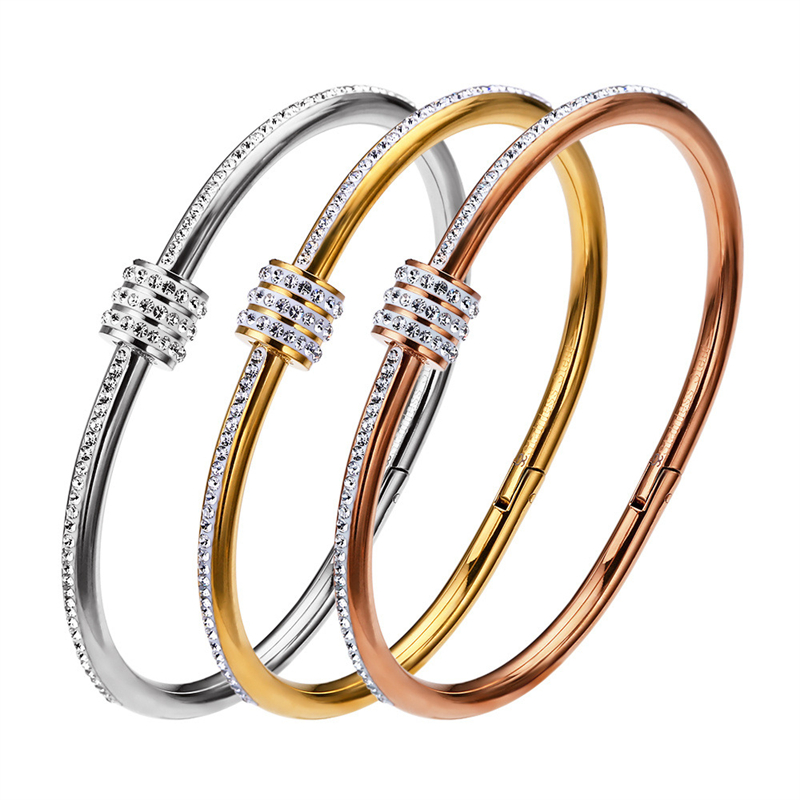 

Diamonds Screwdriver Carti Letter Love Bracelets Couple Romantic Fashionable Trendy Classical Bangles Iced Out Colour Metal Luxury Tiktok