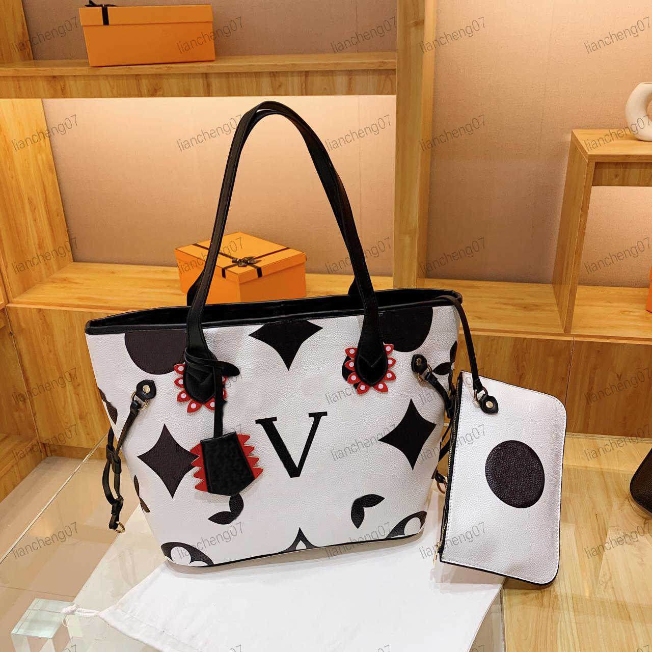 

2023 Famous Designer Women's Handbag One Shoulder Bag Large Capacity Classic Flower Fashion New Tote Bag Composite Bag Purse, Black