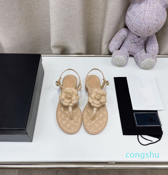

Women Sandals Slippers Beige Black Camellia Flower Rubber Causal Slipper Top Designer Luxury Fashion Summer Pool Beach Thong Flat