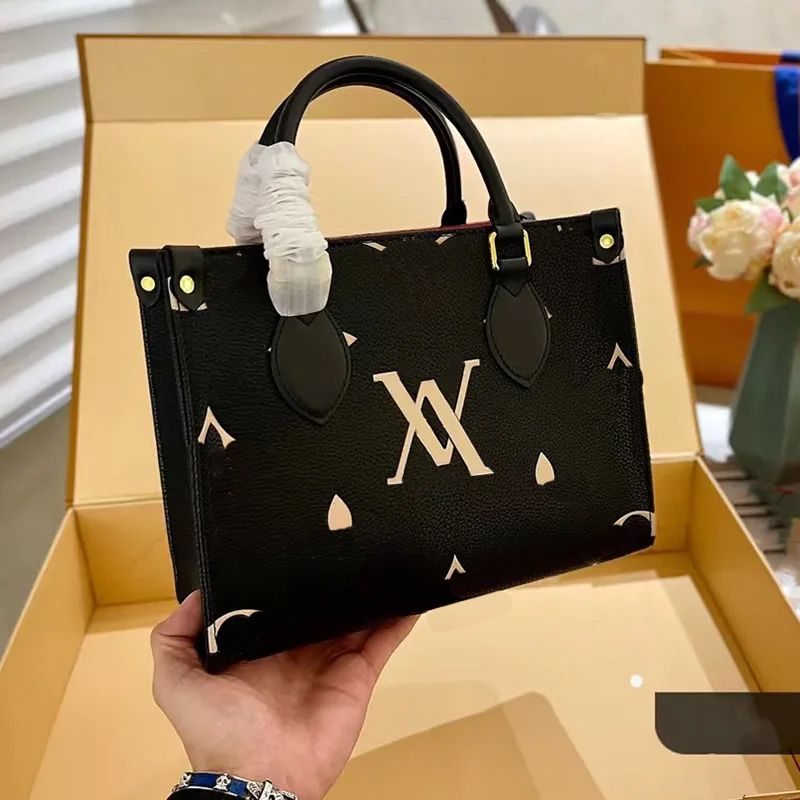 

Tote Bag Designers Handbag Luxurys women Handbags capacity tote bags Stamped letters banquet Wallet fashion leisure gift Material Leather style very good, White + pink