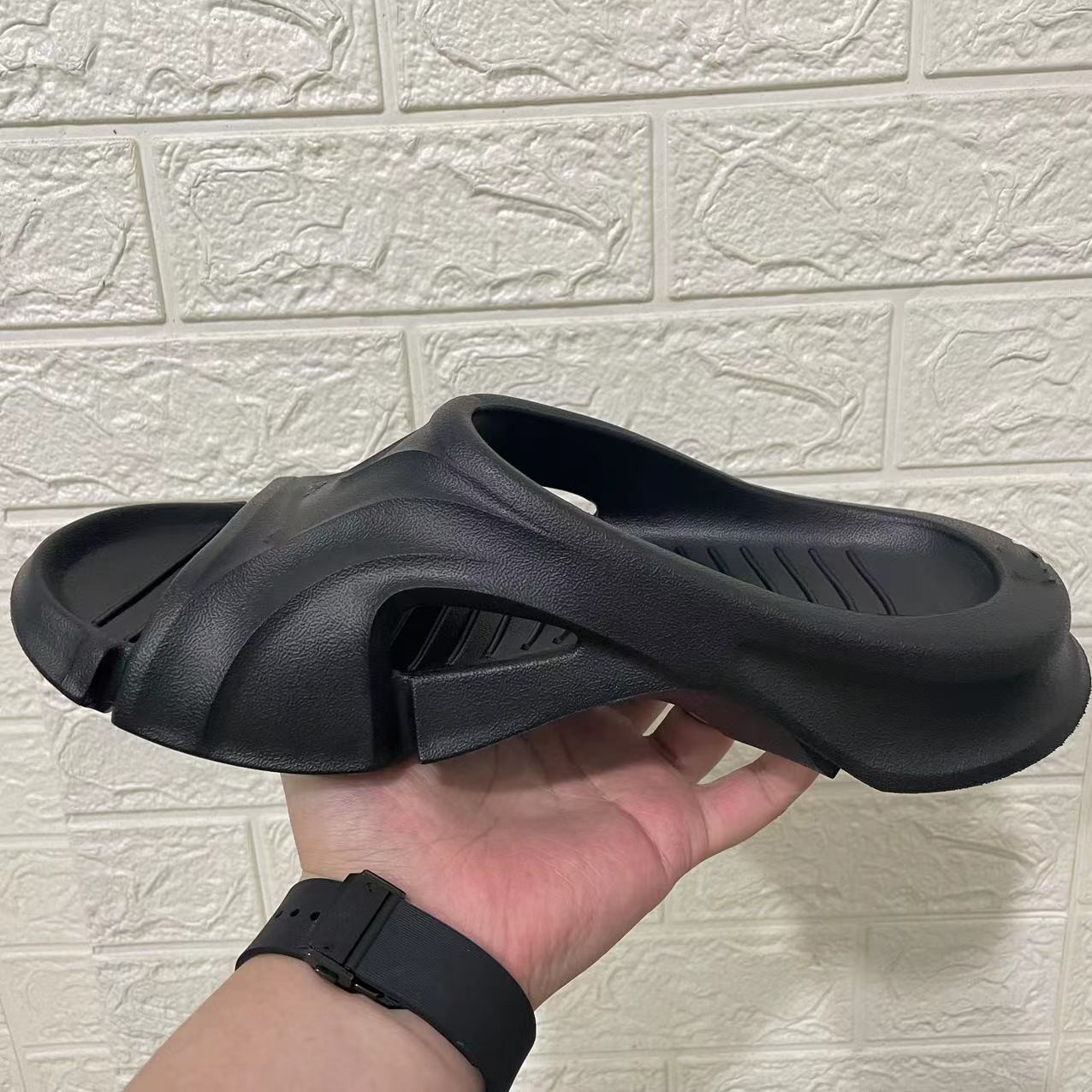 

Men Women Designer Slippers Balenciagas Mold Slide Sandal Black Beige Balenciaga