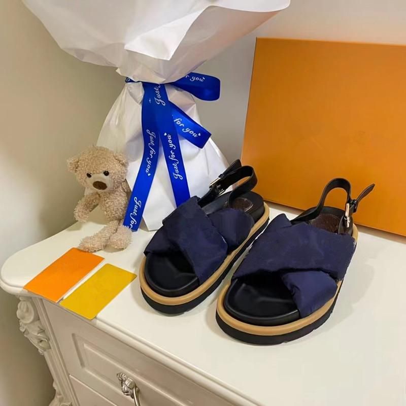 

shoes designers women flat slides sandal woman sandal famous designer sandals flats heel summer Leather slippers fashion High quality wholesale shoe Ms indoor quie, Brown