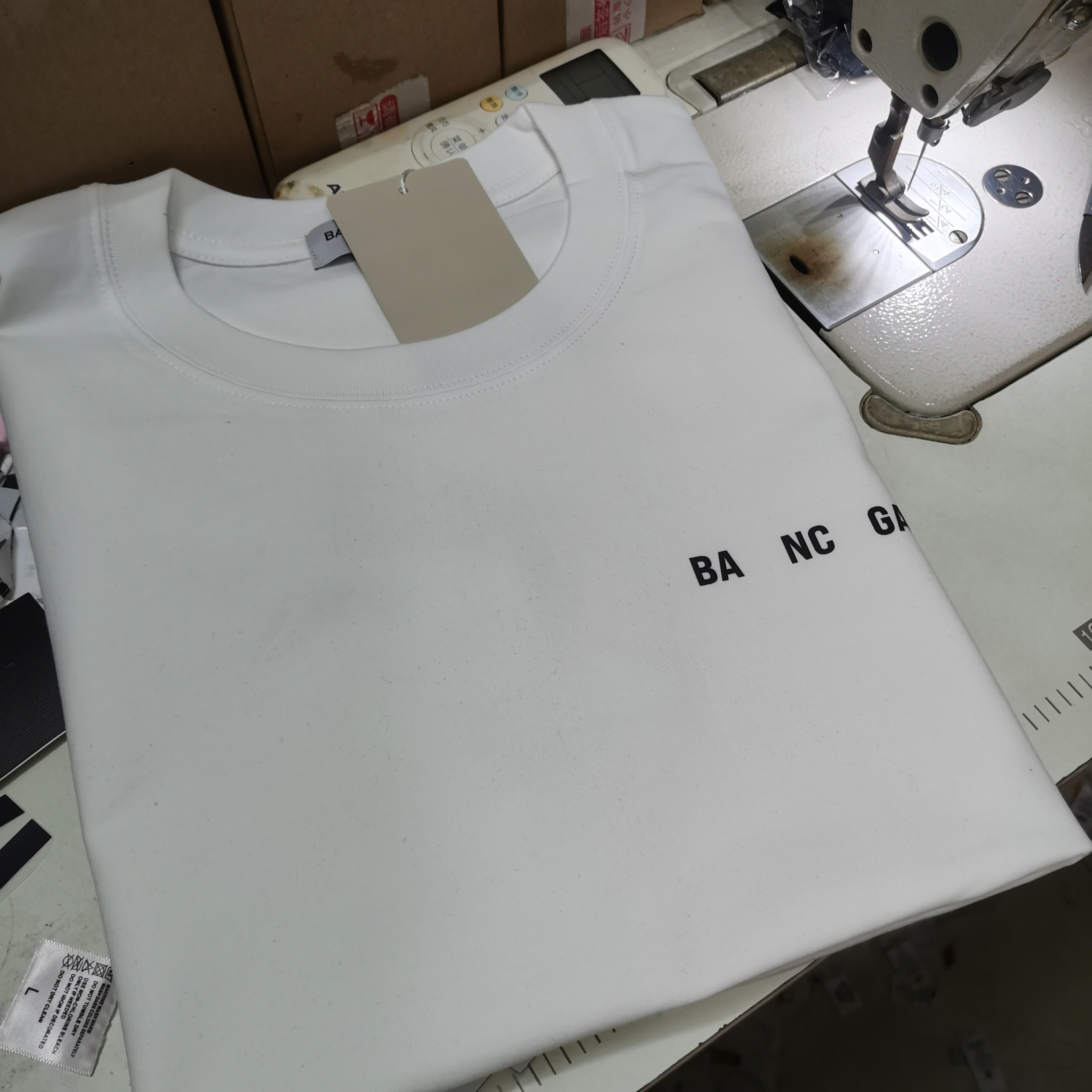 

2023 Europe and America Mens T Shirt couple Coach pure cotton tide flawless brand high street wash T-shirt short sleeve womens shirt tee tops Balancaiga, Bb11