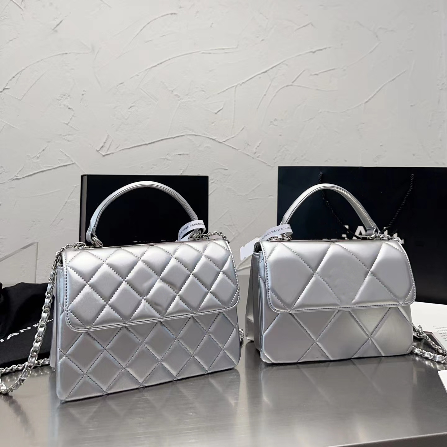 

Silver Trendy Totes Bags Channel Designer CC Shoulder Diamond Lattice Bag for Women Real Lambskin Leather Handle Wallet Card Pocket Soft Cross Body Purses, Silver small diamond lattice