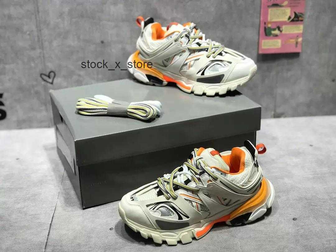 

Good quality Men Women Shoes Track 3 3.0 Sneakers Triple white black sandals Gomma leather Trainer Nylon Printed Platform trainers tracks, 13