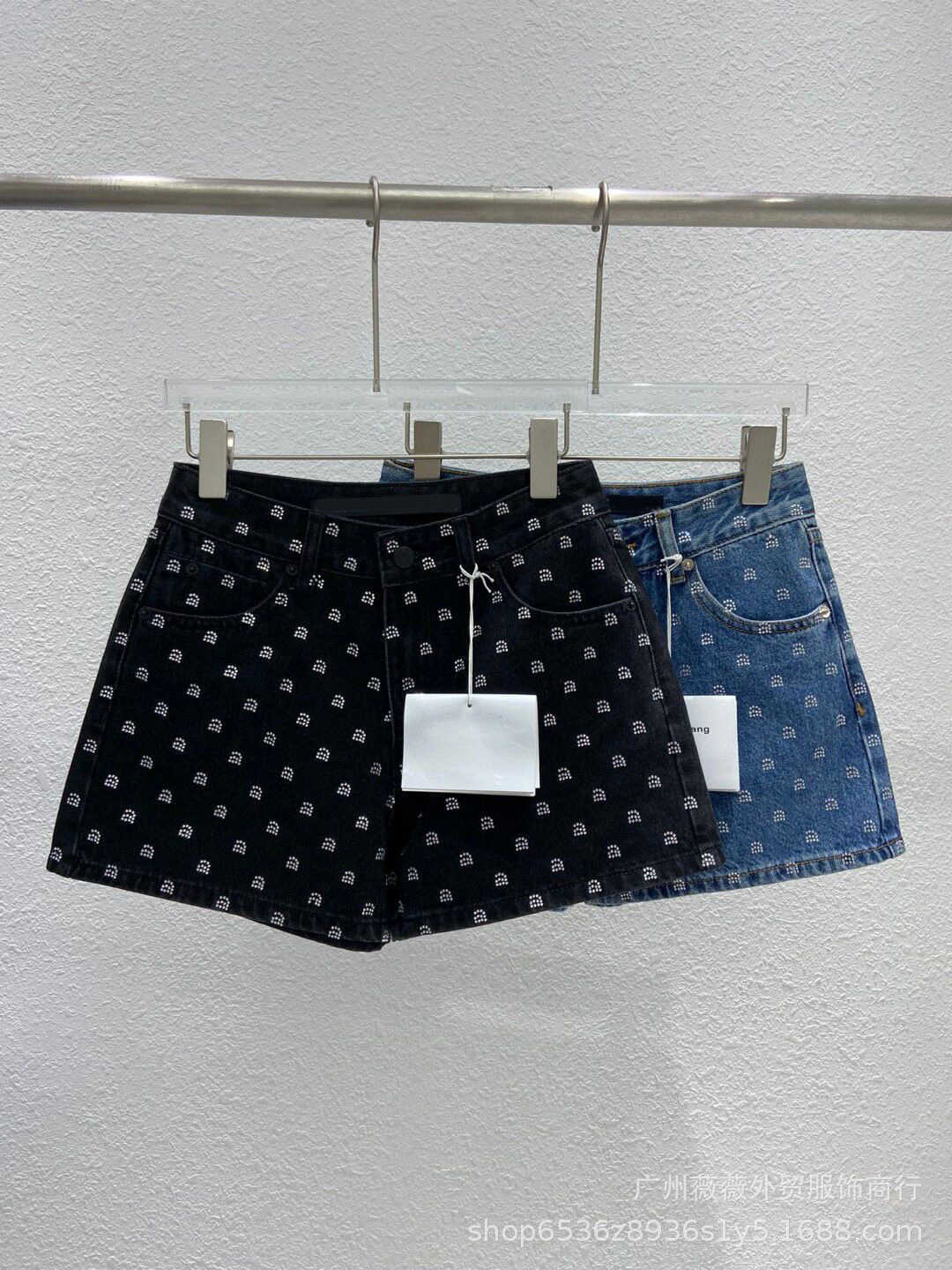 

2023 Small crowd new aw king full diamond waist denim shorts made wang rhinestone heavy work slimming hot pants female, Black5