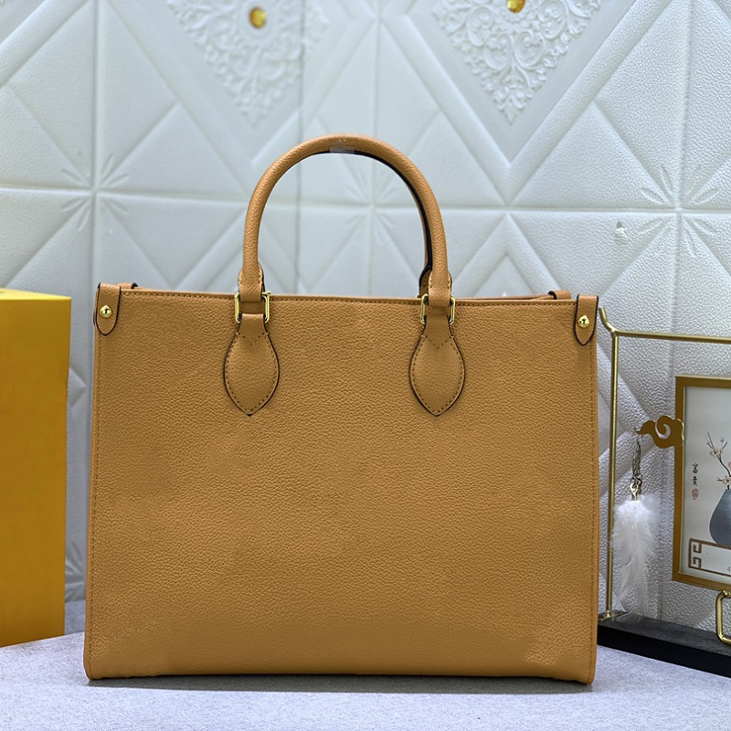 

Fashion Handbag Outdoor Women's Bag Embossed Letter Logo Flower Print Design MM Tote Bag, Black