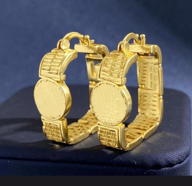 

Hot designer hollow out earrings Fashion hoop earrings for lady Women Party earring New Wedding Lovers gift engagement Jewelry for Bride HMER2 --001