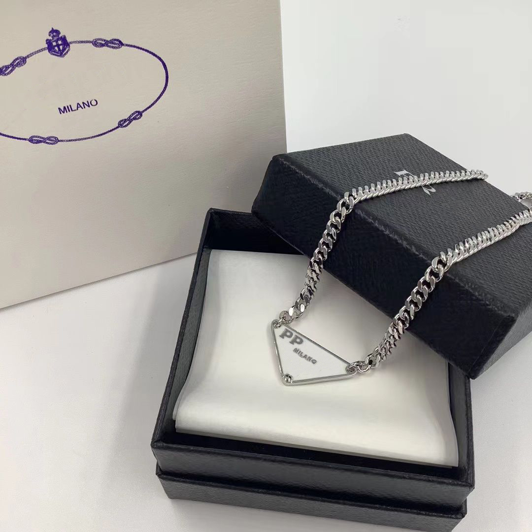 

Classic Correct letter P Stainless Steel Jewelry Luxury Designer Man Hip Hop Necklace Woman Inverted Triangle Necklace