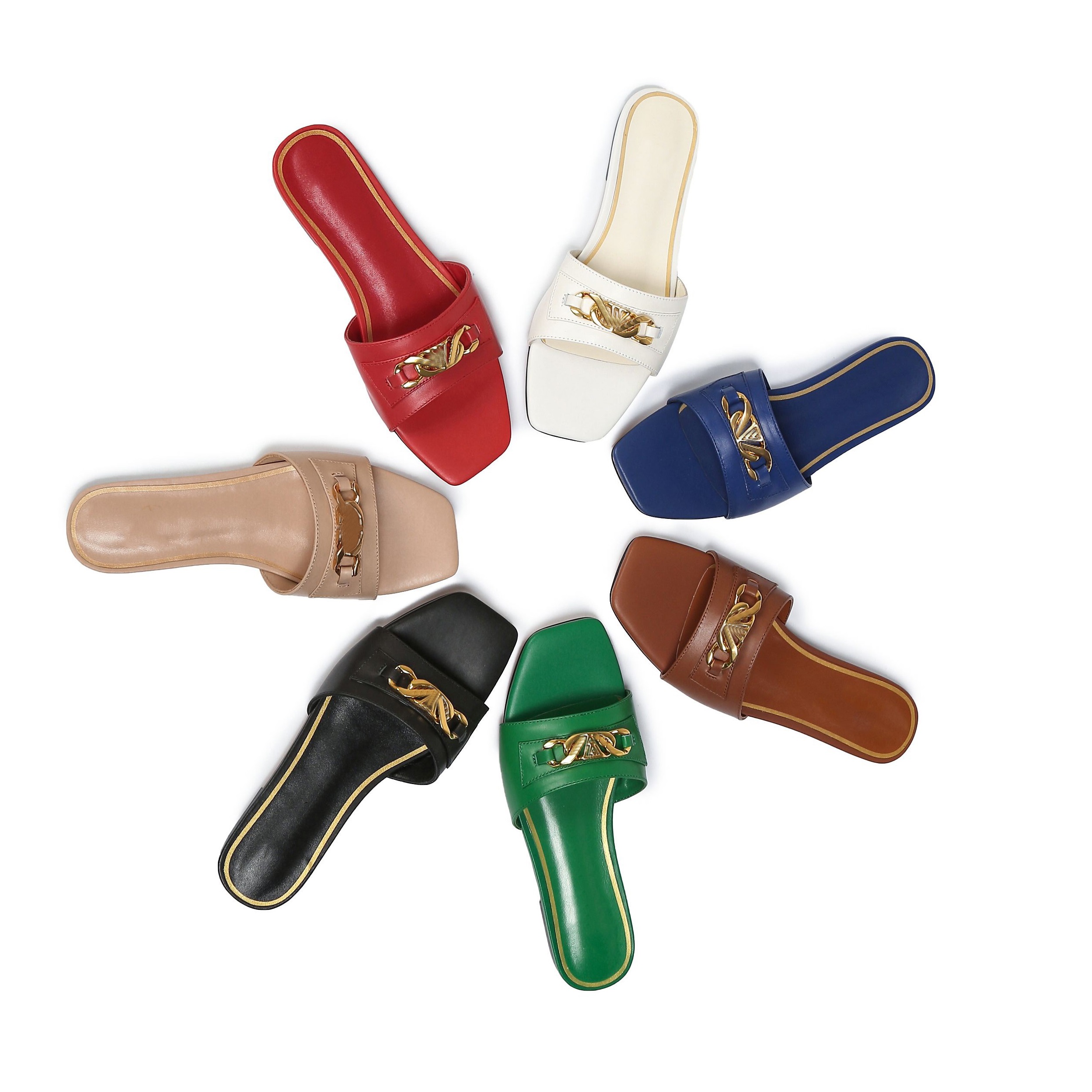 

Luxury Womens Slippers 2023 Designer Slides Metallic Leather Casual Style Ladies Sliders pantoufle Summer Flats Outdoor Shoes Fashion Scuffs