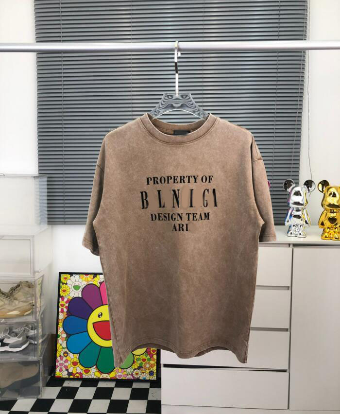 

American retro senior sense graffiti three-dimensional letter short sleeve T-shirt men's and women's summer tide brand couple half-sleeve top