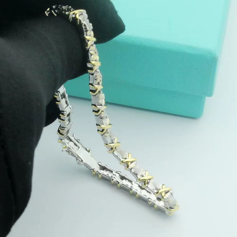 

Fashion Love Bracelet Women's Rose Gold Silver Women's Bracelet Titanium Steel Screwdriver Diamond Luxury Designer Jewelry Women's Men's Bracelet With Original Box 34