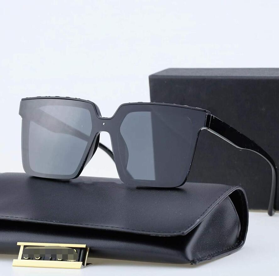 

designer sunglasses for women glasses luxury sunglasses Outdoor Shades PC Frames Fashion Classic protection sunshade sunglasses trendy middle frame