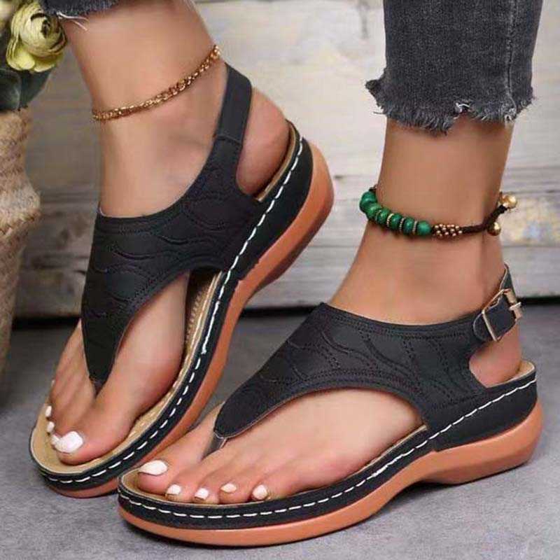 

Sandals Shoes Women 2022 New Sandals Soft Flat Summer Sandals Sexy Glitter Women Sandals Slip On Women Solid Clip Toe Slippers Sandalias AA230325, Brown