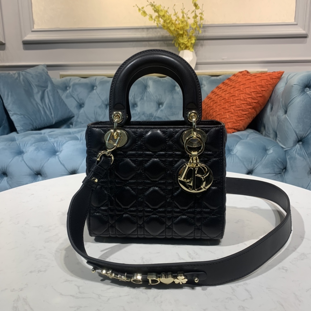 

2023 Designer Luxury Princess Bag sheepskin material with hardware leather straps, 14