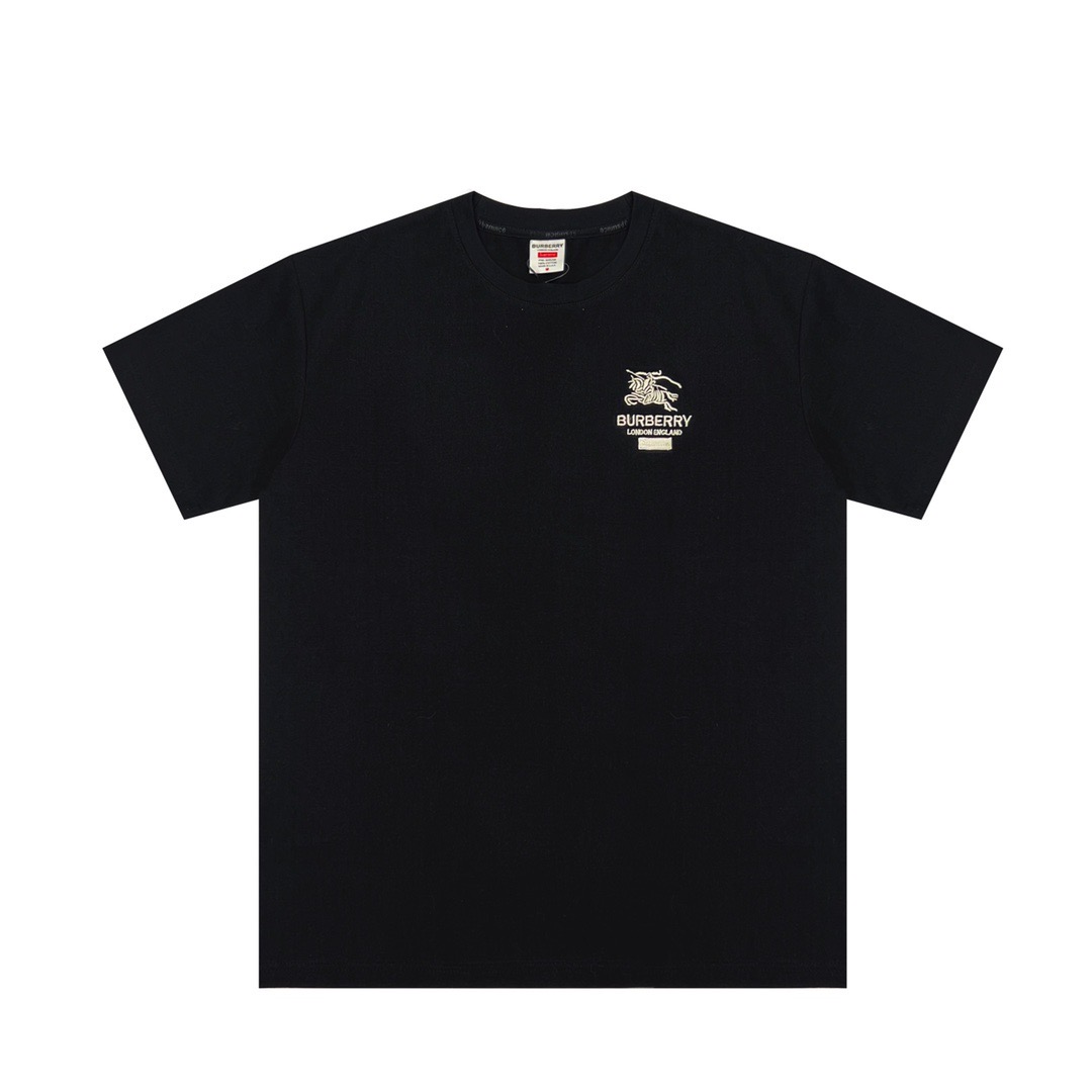

supreme burberry tshirt black and white size M-XL