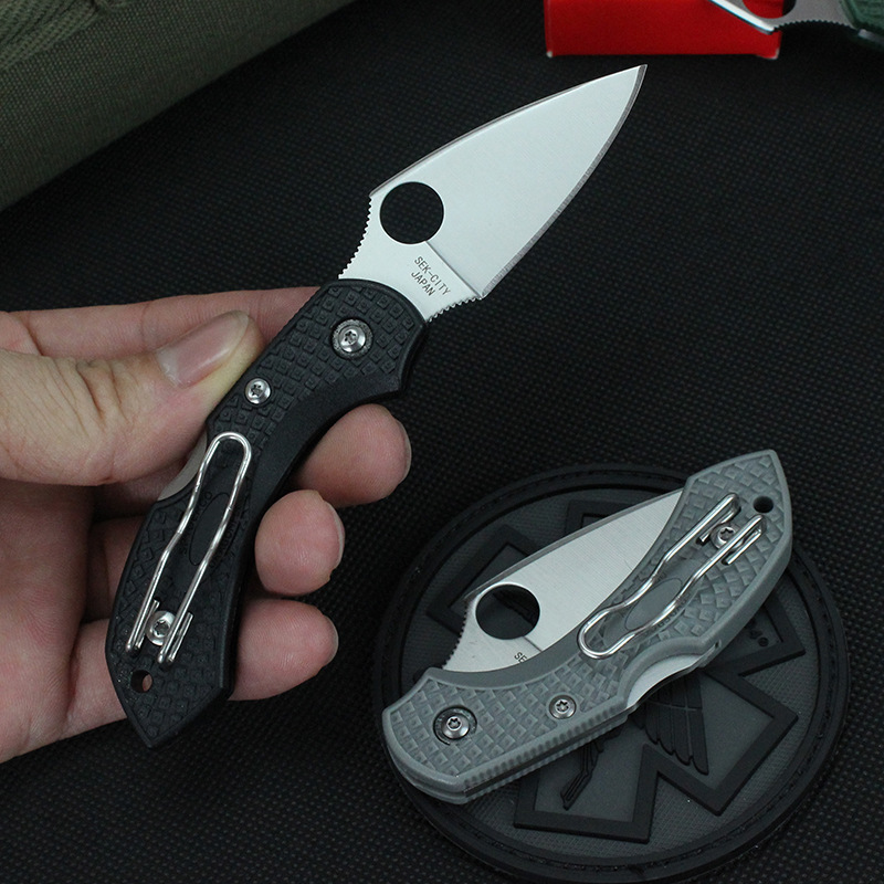 

Folding Pocket Knife Outdoor Tool C28 5Cr15Mov 56HRC Folding Black Blade Knife Camping Knives Nylon fibre Handle