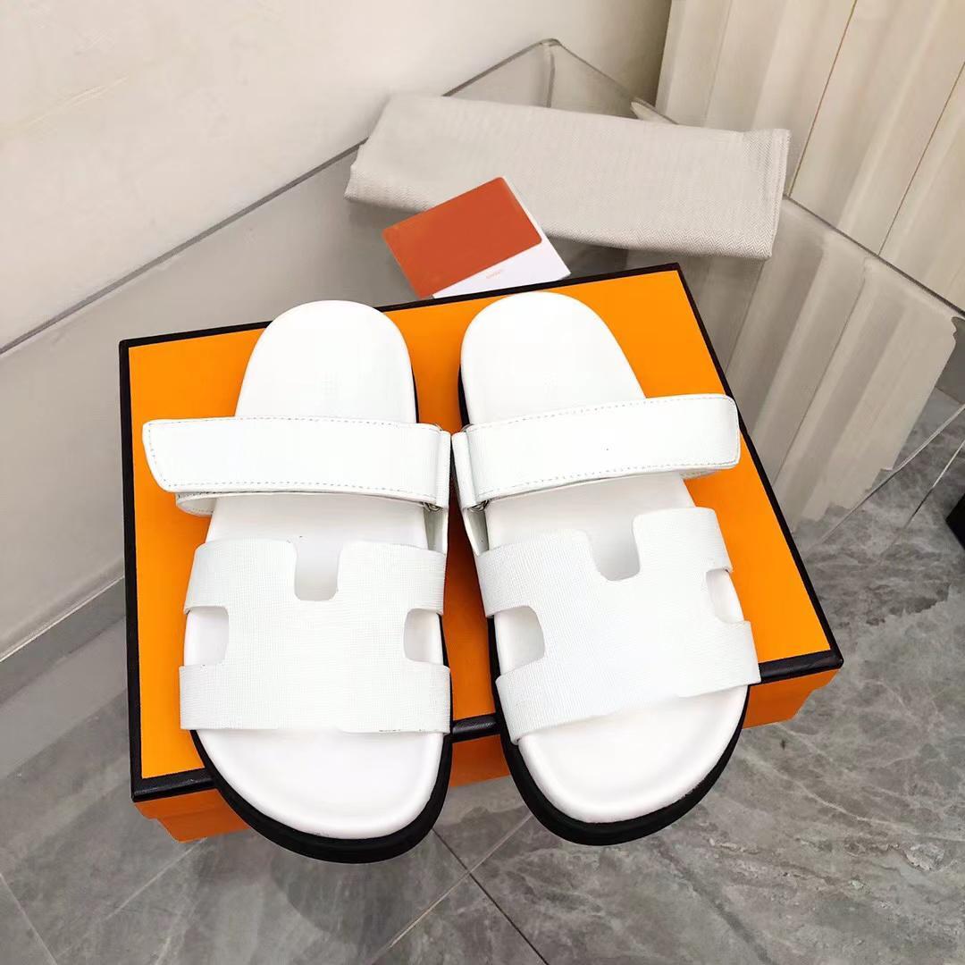 

Designer Sandals Chypre Slippers Beach Classic Flat Sandal Luxury Summer Lady Leather Flip Flops Men Women Slides sandals slippers fashion summer girls sandale