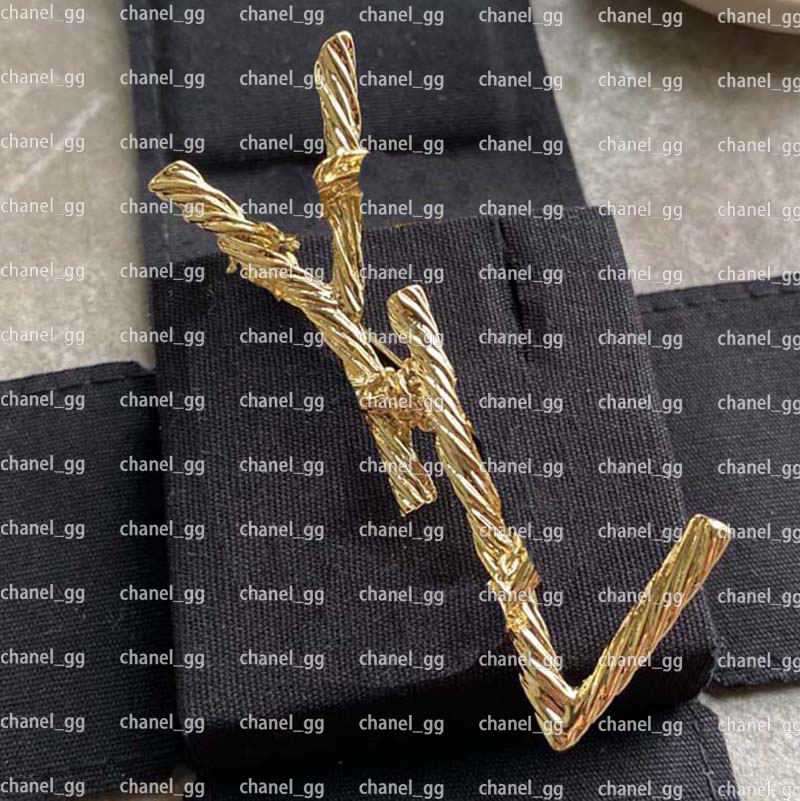 

Designer Brooch For Women Luxury Gold Jewelry Ladies Dress Accessory Pins Womens Pearl Brooches Brand Breastpin Leency Brosche