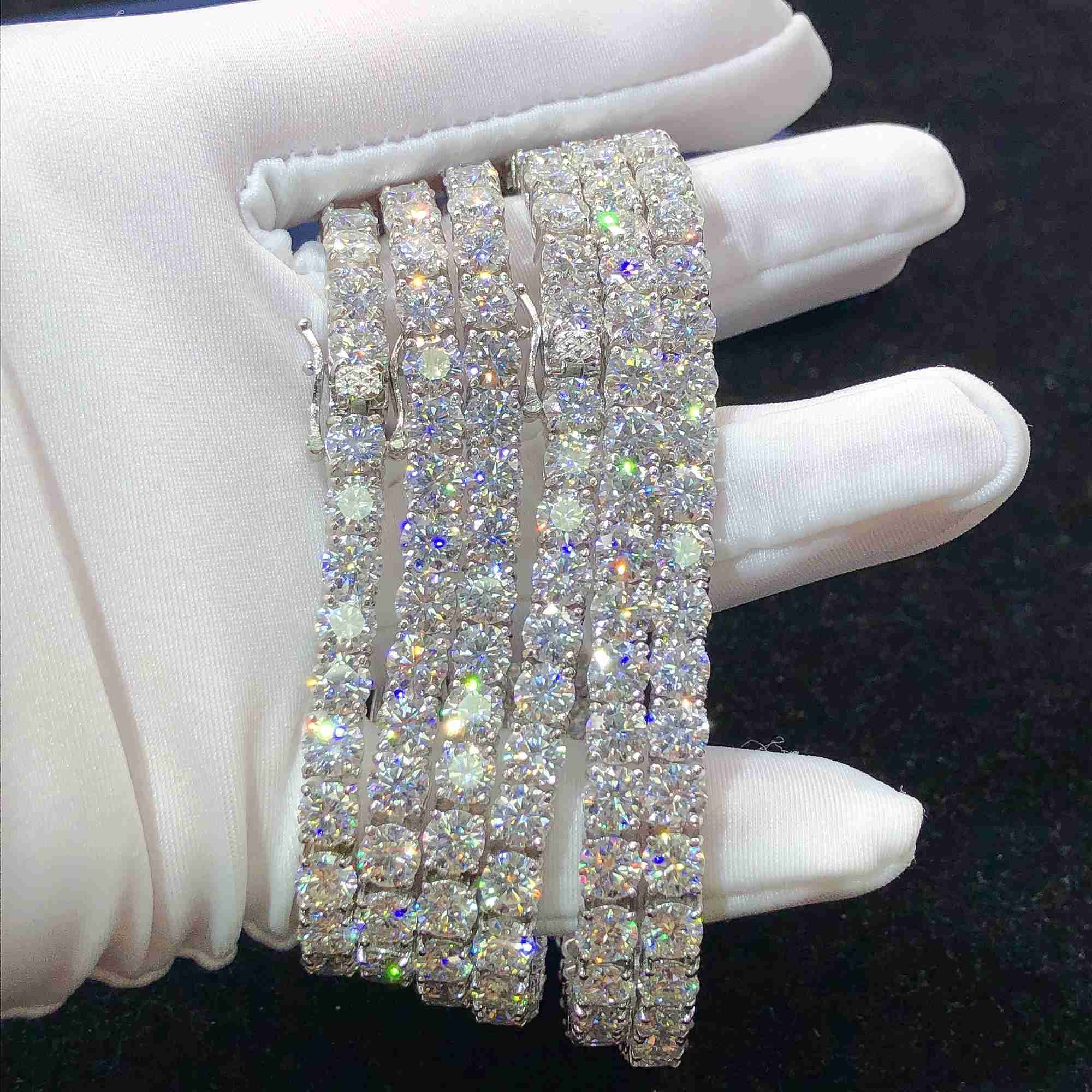 

Hip Hop Moissanite Jewelry 5mm Bracelet Pass Diamond Tester Vvs Moissanite Tennis Chain in Stock