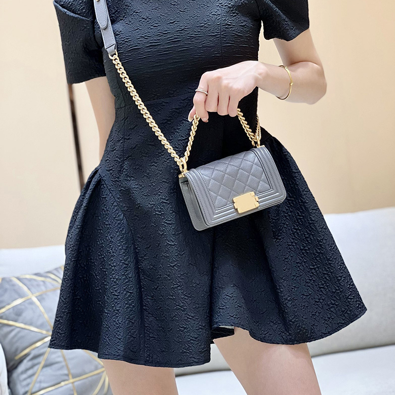 

Designer Handbag Genuine leather Chain bag Flap bag 15CM Delicate knockoff Crossbody Bag With Box YC007, Xj