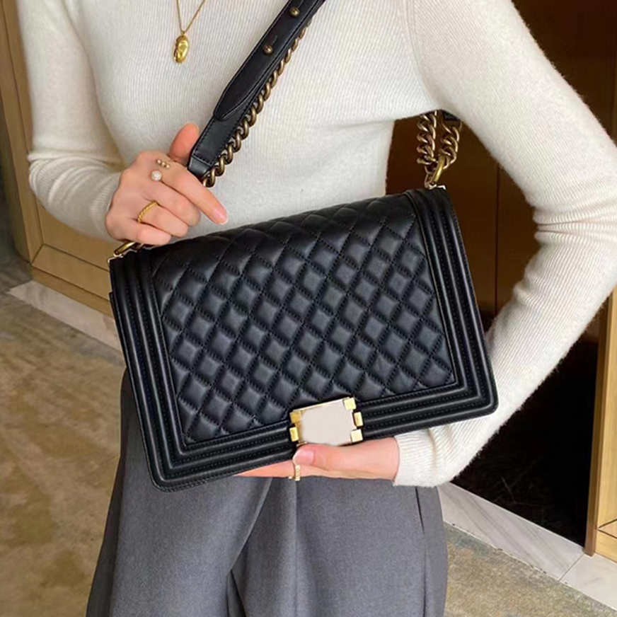 

Designer Evening Bag Luxury Crossbody Bag Caviar Genuine leather Chain Bag 28CM Top-level Replication Handbag With Box CH011