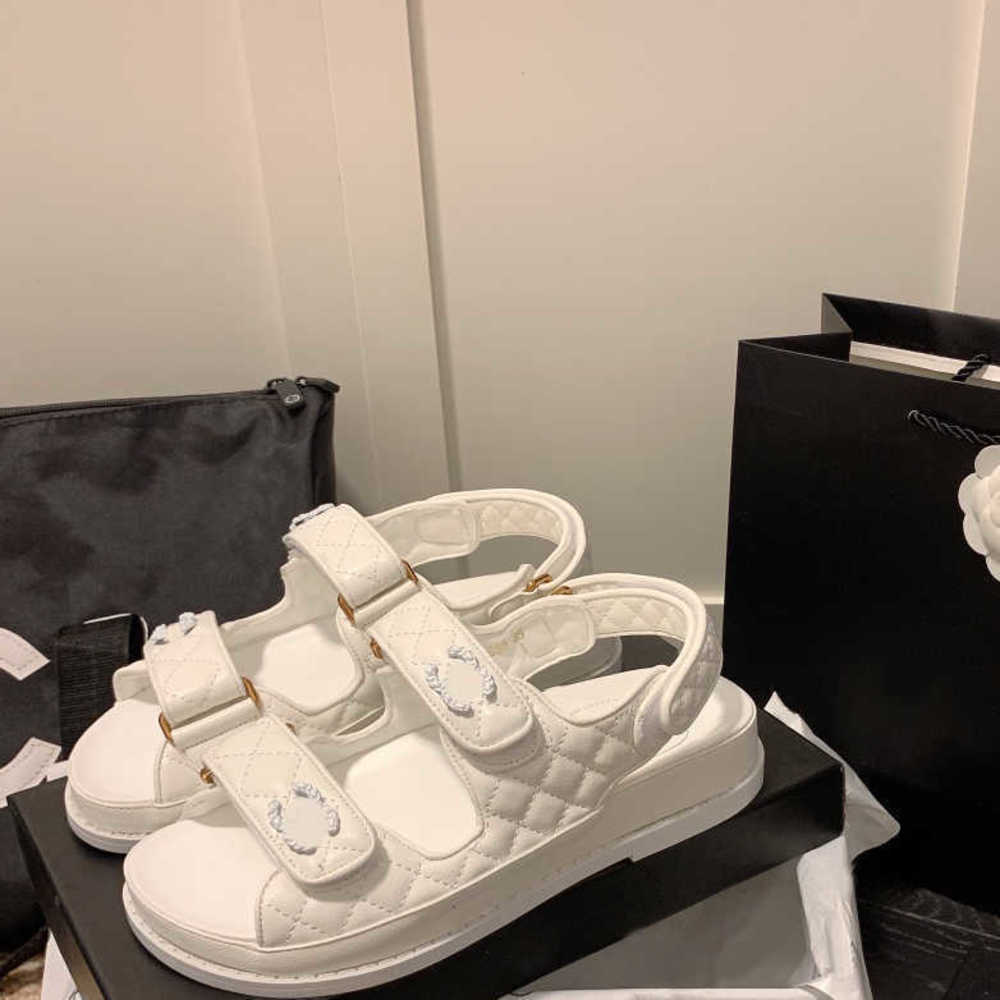 

Sandals chanels 2022 Summer Summer Shoes channel Quilted Calfskin Dad Women Platform Flats Low Heel Wedge Diamond Buckle Sandal Slip On Ankle Strap Beach, #1