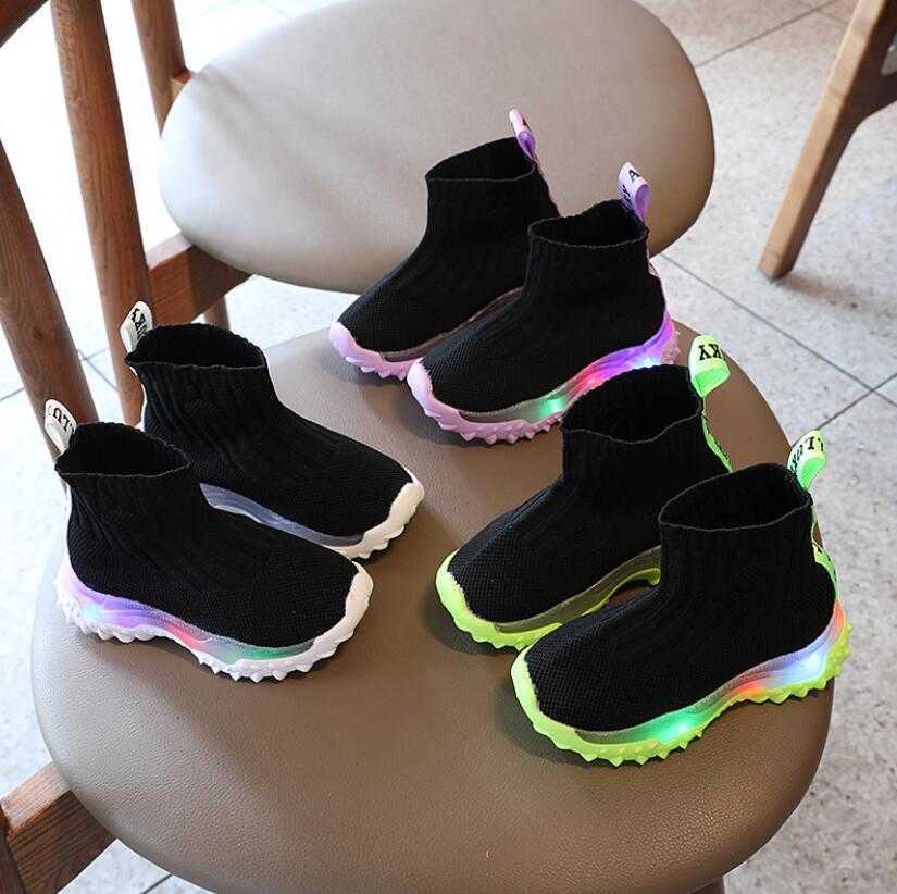 

Size Boys Athletic Girls Outdoor Shoes 21-30 Children's Lighted Led Sneakers Glowing for Kid Baby with Luminous Sole Y2303, Green