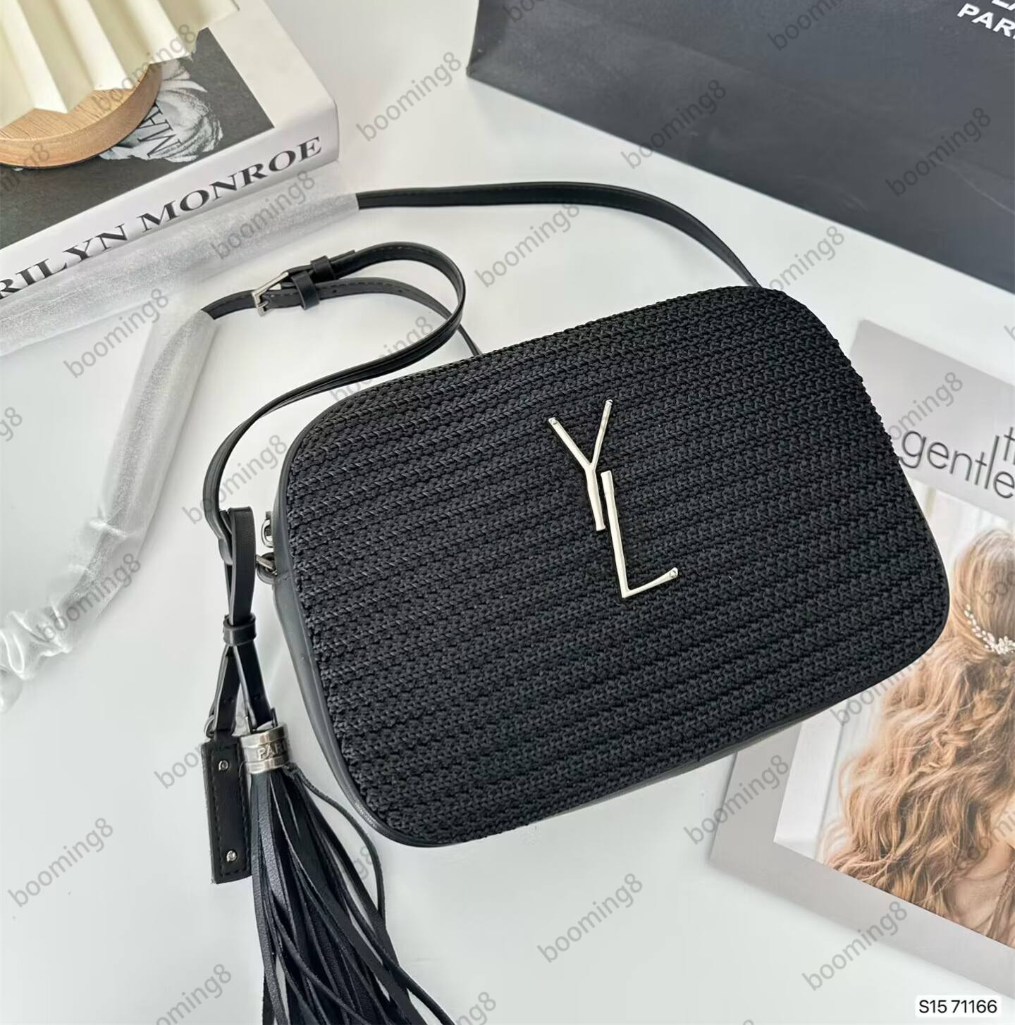 

A Women Luxurys Designers Upscale Totes Bags Buckle Handbag Straw plaited Article Messenger Bag Messenger Ladies Chain Wallets Pouch Purse 24cm, Box no single shot