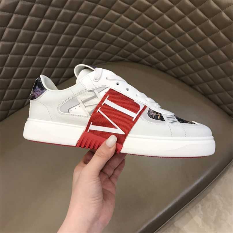 

Luxury Designer Women Men Casual Shoes Fashion flowers Genuine Leather Patchwork Low Top Trainers Sneakers Runway Platform Wedges Round Toe Lace Up Mens Loafers, As show