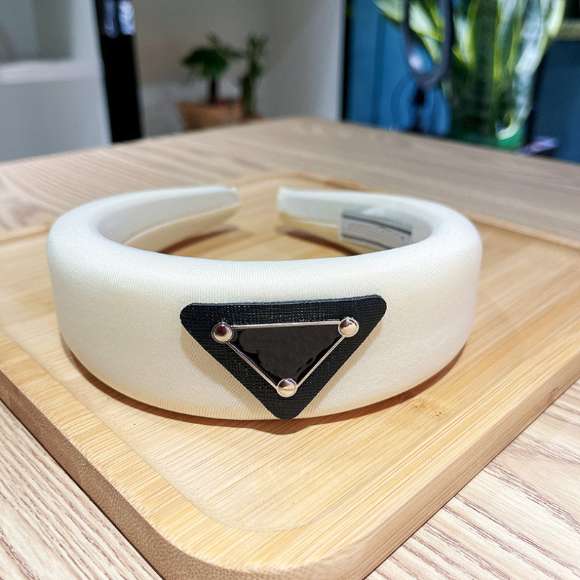 

14 Style Korean Fashion Headband Candy Color Women Hair Hoop Romantic Design Hair Band Fashion Versatile Sponge Hair Clip Spring Family Couple Gift Headwear