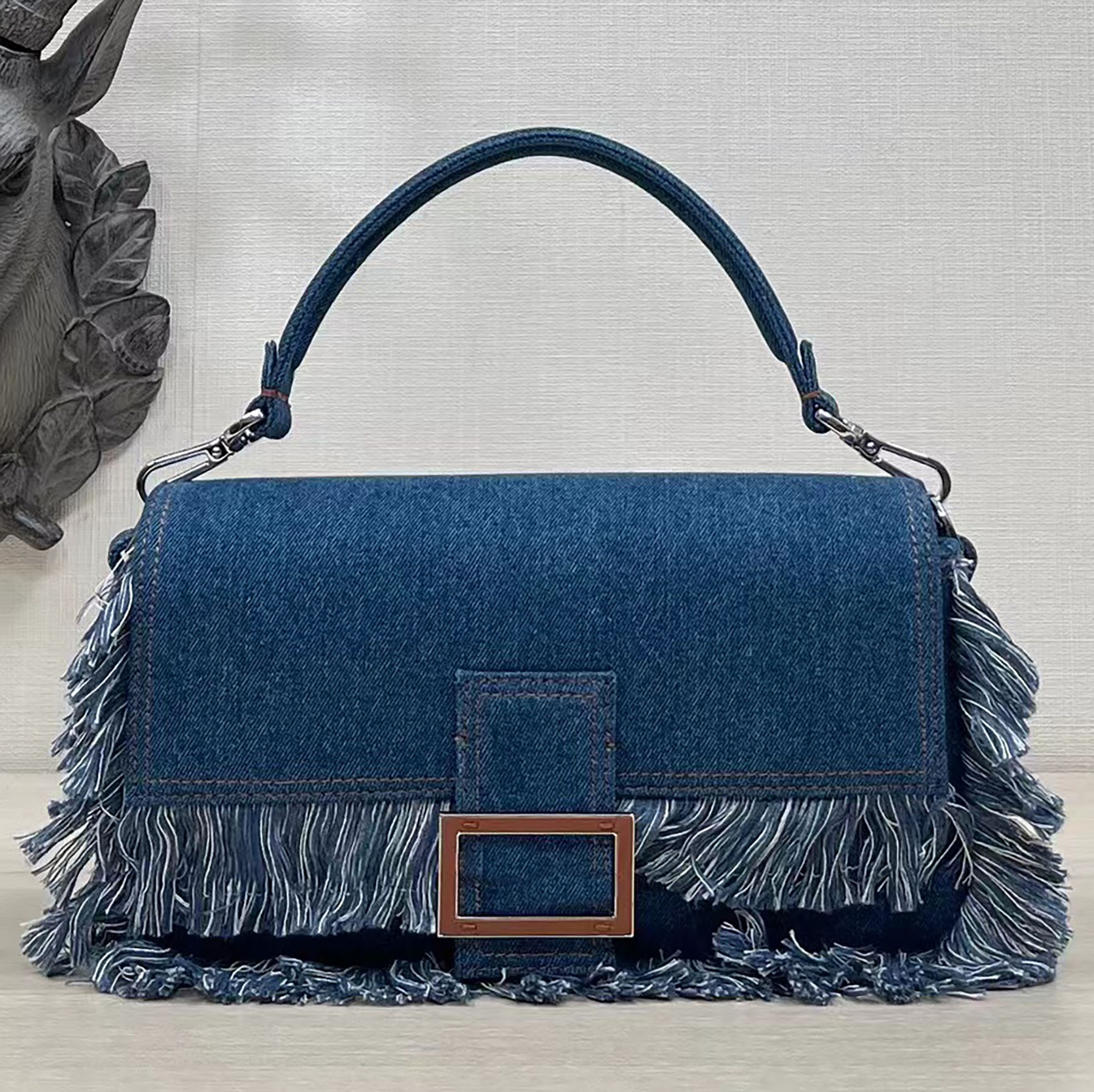 

Baguette Blue denim bag with fringe Bags Crossbody Designer Women Totes Shoulder Purse Denim Canvas Woemns Designer Luxurys Handbag F Large Capacity Shopper Wallet