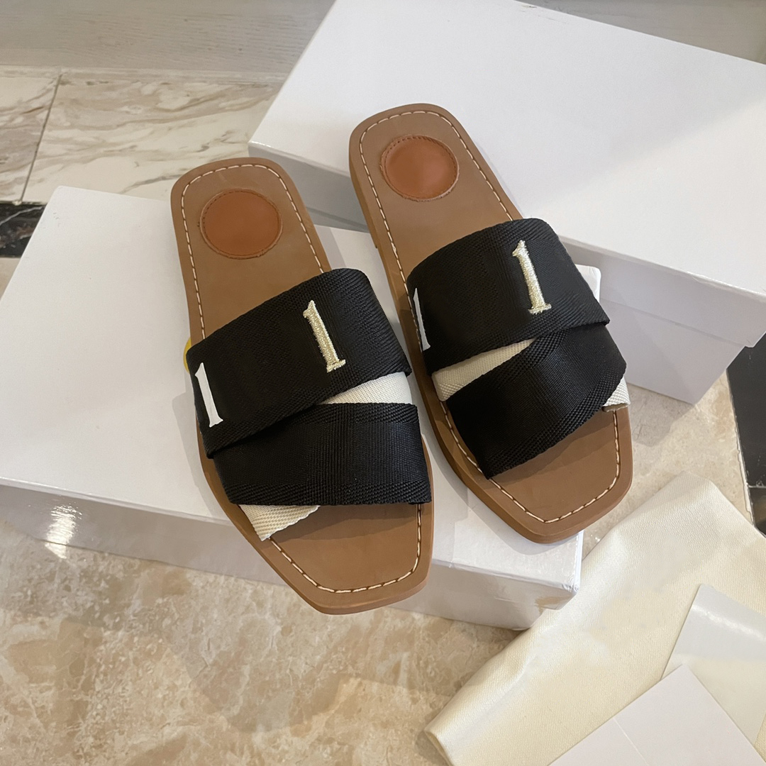 

Woven Roman Slippers women Sandals Shoes Pearl Slide Summer Wide Flat Lady Canvas Sandals designers womens Slipper slippers designer rubber slides sandal shoe 2023, 12