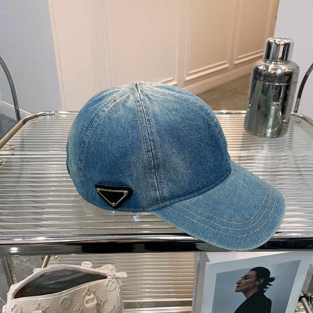 

2023 New Tied Dyed Denim luxury Baseball Cap sunshade hat cotton Adjustable size Fashion cotton Denim hat Unisex Comfortable and breathable high-grade, Blue