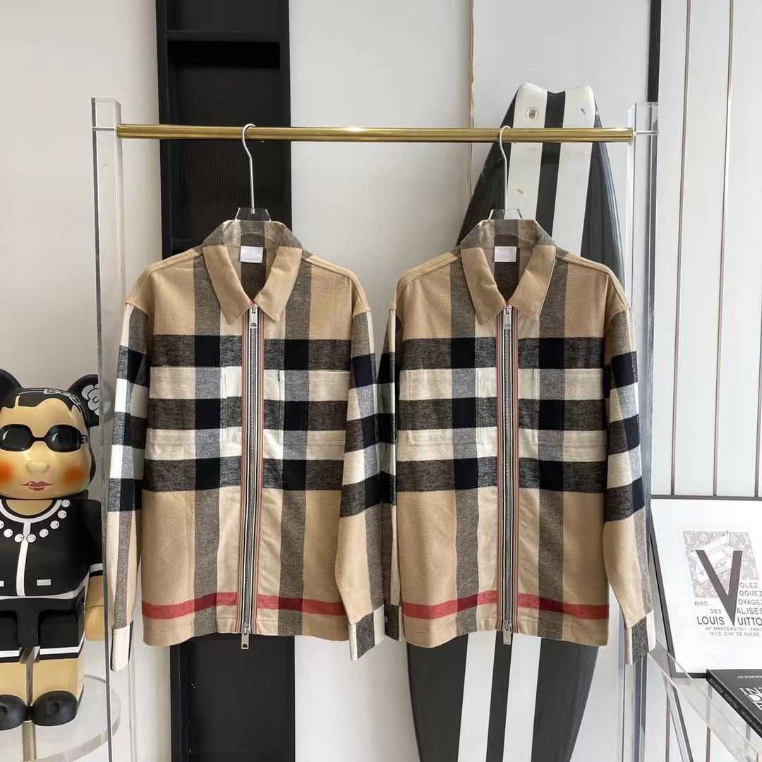 

burbrerys Correct version of classic khaki plaid zipper plaid wool jacket for men and women jackets coats