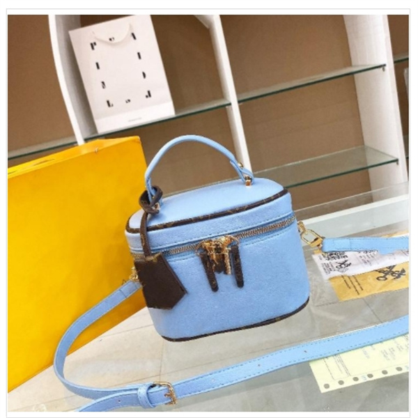 

Luxury Cosmetic Case Women's Cross-body Bag 2023 New Lunch BoxBag Simple lipstick powder Portable Box Storage Handbag Designer Fashion Chain Shoulder bags, Customize