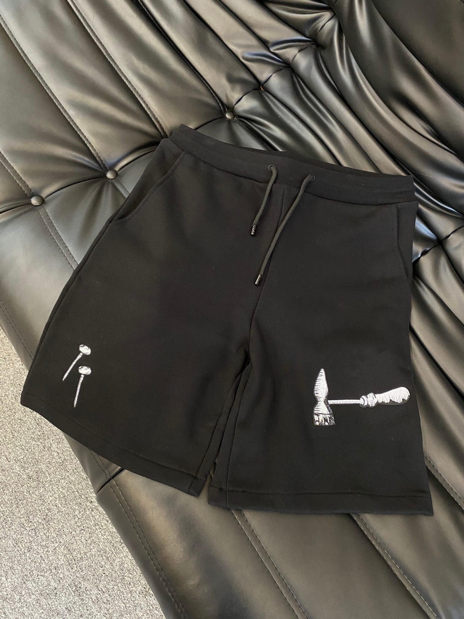 

Europe USA Print Shorts pant Women Men skateboard Sweatshort High quality Cotton Running Middle Pants Jogging Short Sweatpants l0328, Black