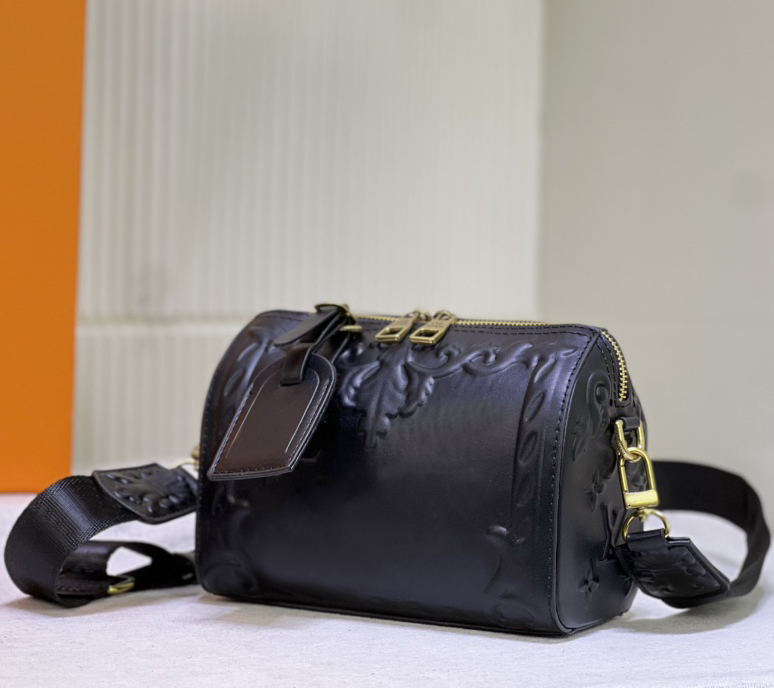 

Fashion designer crossbody bag luxury mini handbags womens leather shoulder bags embossed flower letters catwalk show cross body ladies Make-up purse Top-quality, 44954 #embossed monogrames