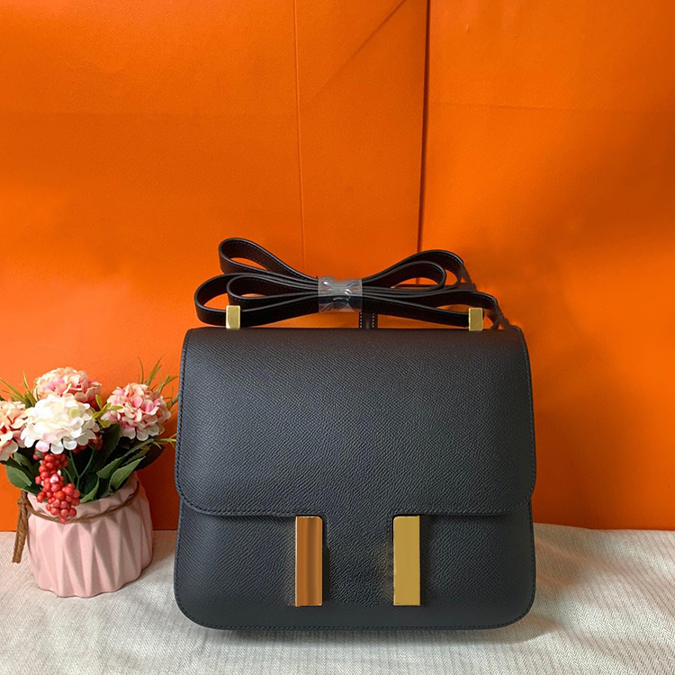 

Genuine leather 7A quality retro cons tances bag Metal fashion clutch tote Bag flap Luxurys Designer crossbody pochette handbag Classic travel Shoulder Bags, White